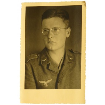 Tysk flak-soldat från slutet av kriget. Bilden är daterad 1944.. Espenlaub militaria